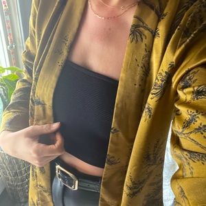 Dynamite shacket in size small